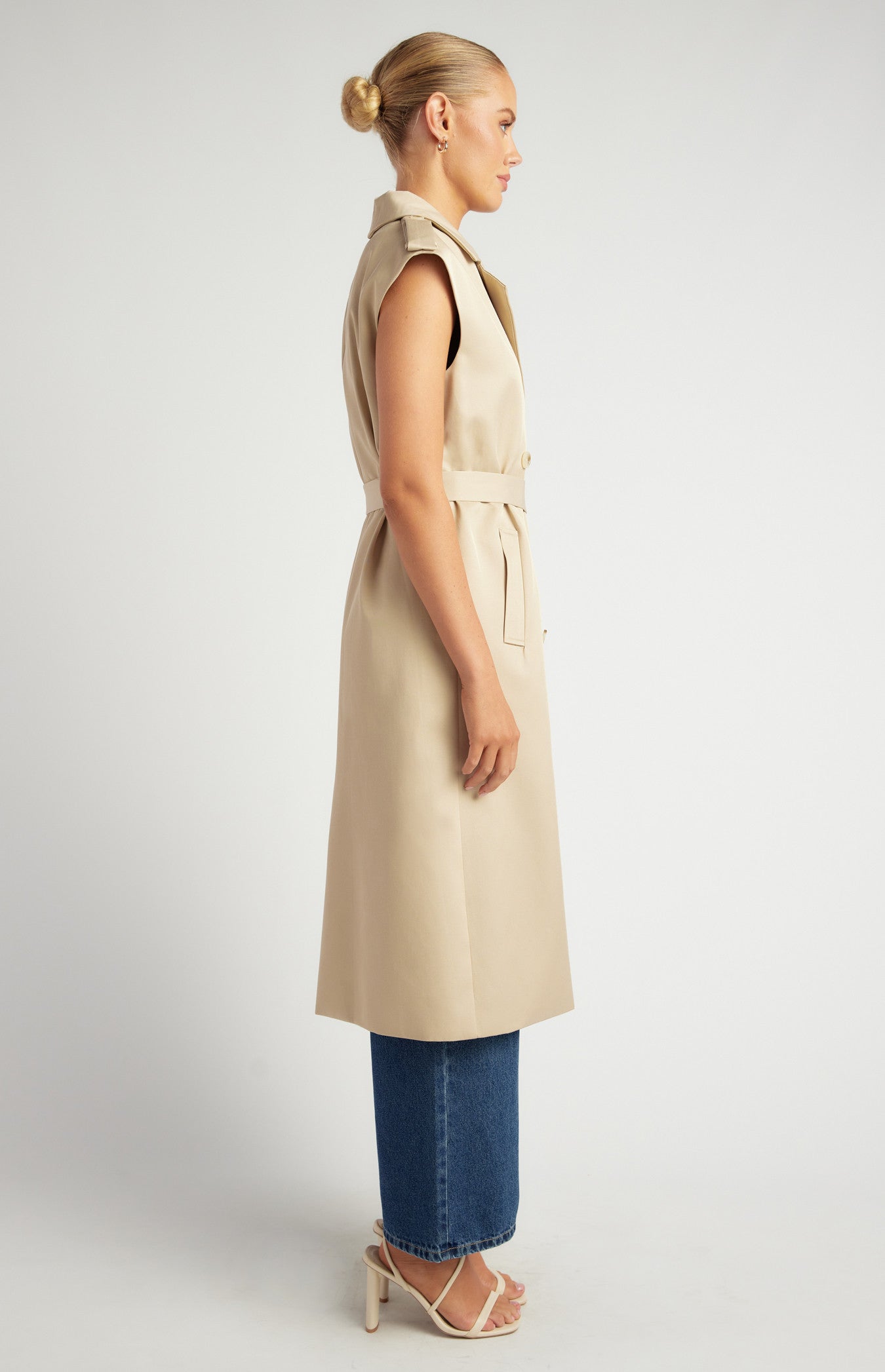 SOGNA COL Sleeveless Vest Trench coat WJT242B