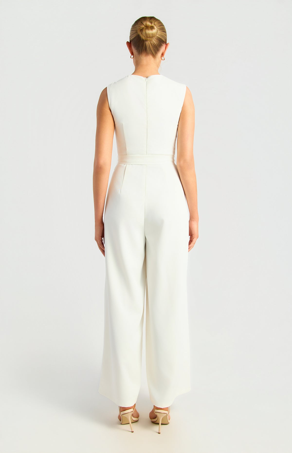 SOGNA SJP630A in White — back view