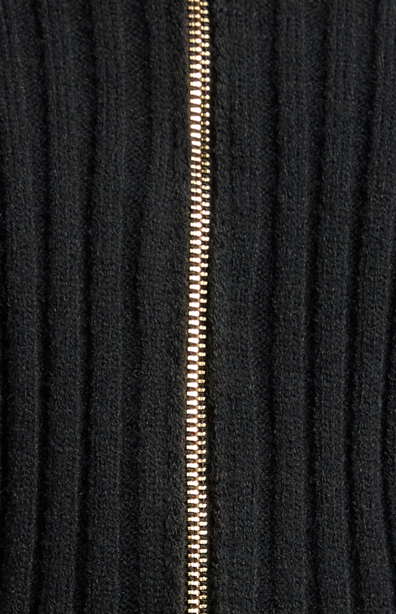 WKN882 Black Swatch