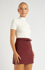 SOGNA COL Mock Neck Short Sleeve Knit Top SKN928