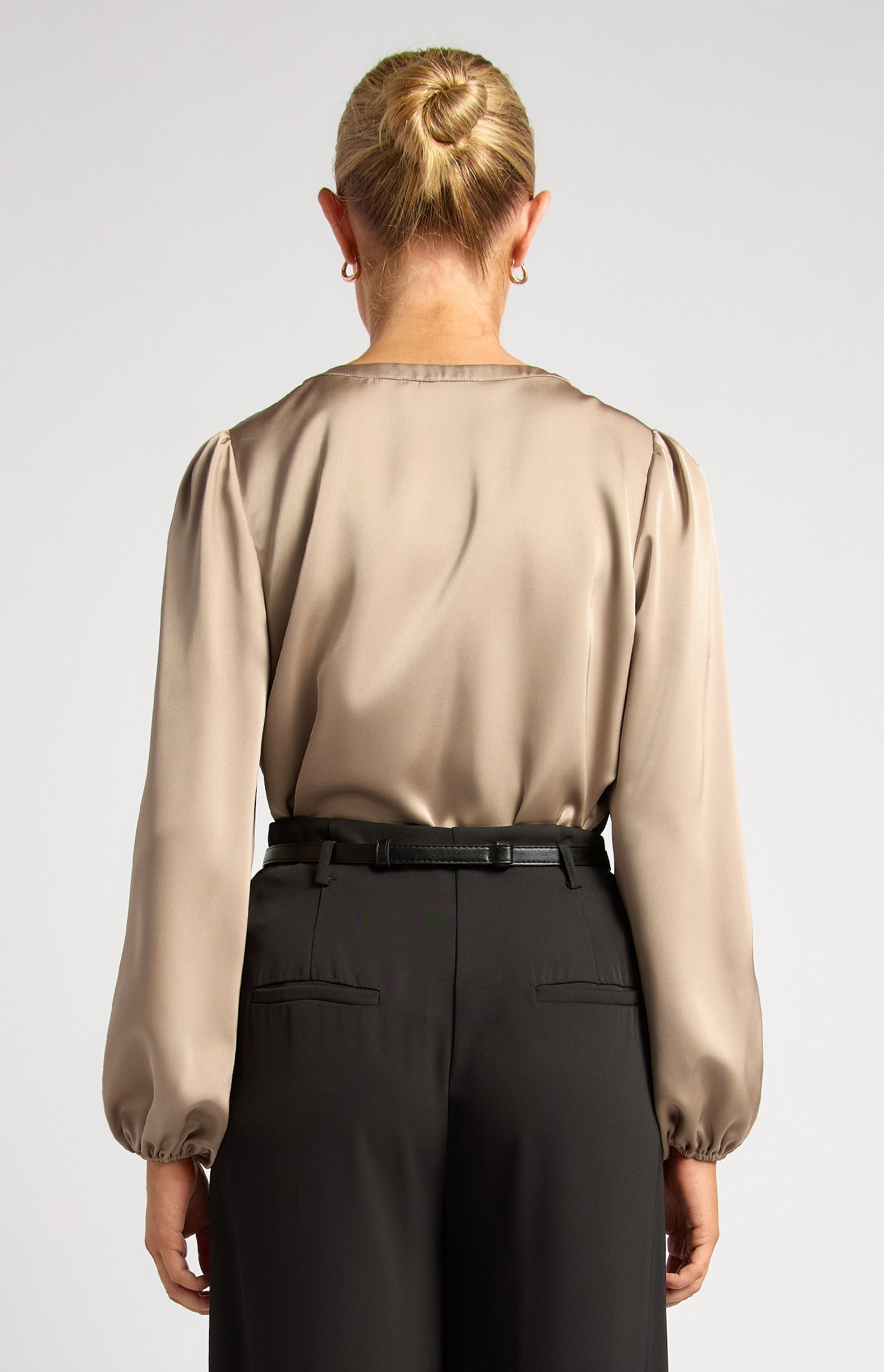 Pleat Shoulder Blouse WTO811B