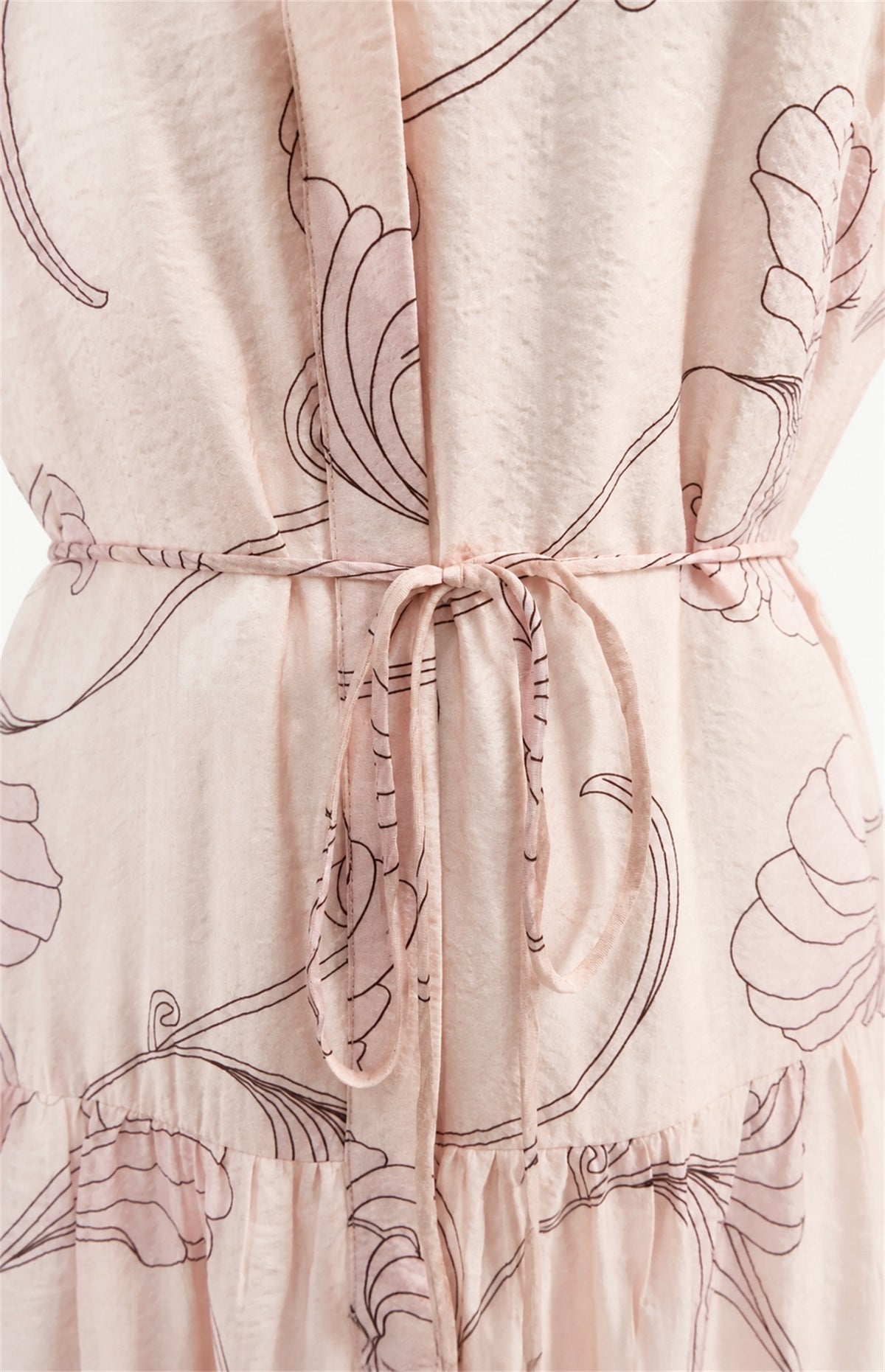 SOGNA 30250611-1 Pink matching waist tie detail; AI-edited from actual garment photograph