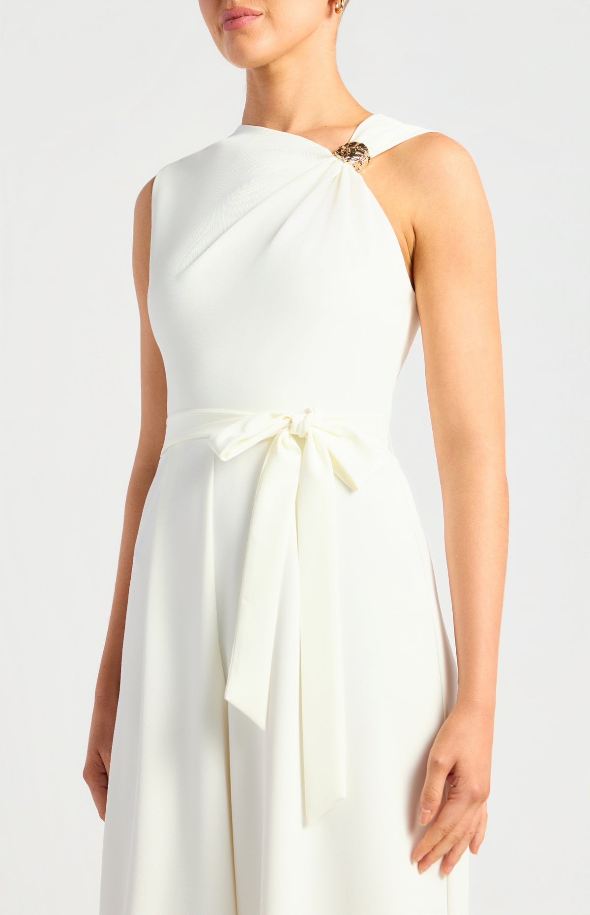 SOGNA SJP630A in White — detail view