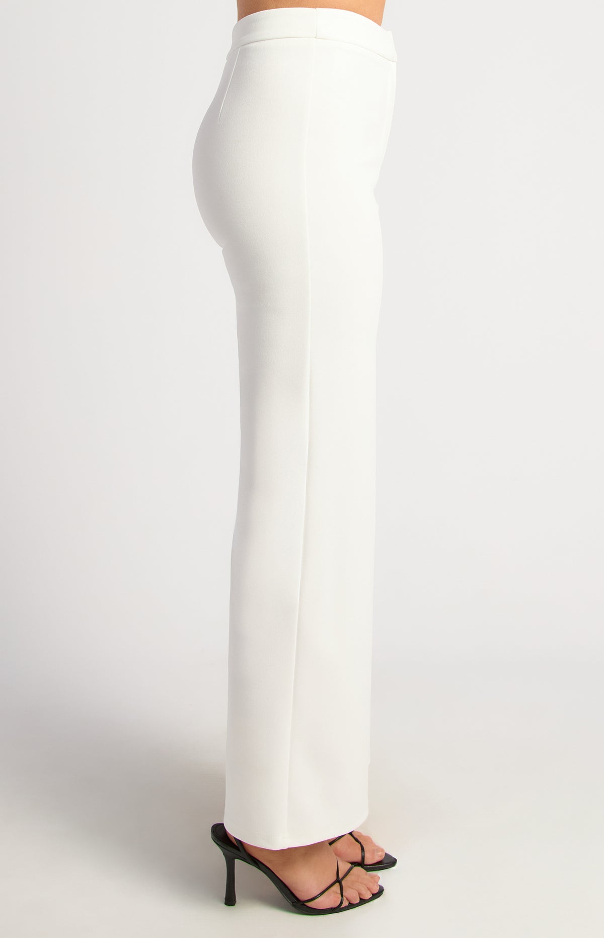 SOGNA WPA277-2B in White — side view