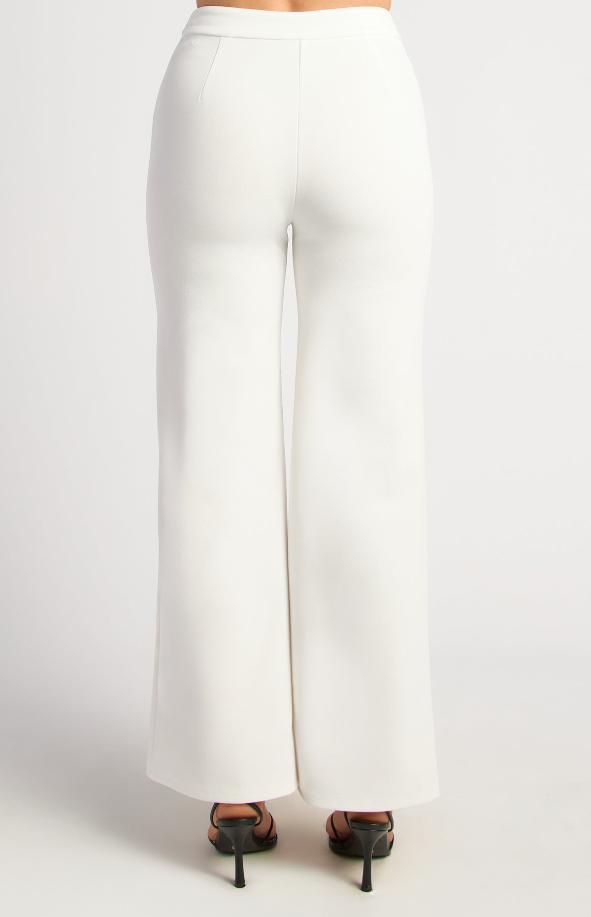SOGNA WPA277-2B in White — back view