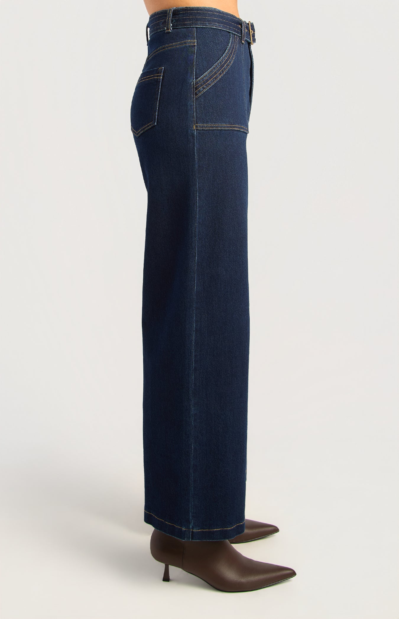 WDM654 Dark Blue denim jeans side view