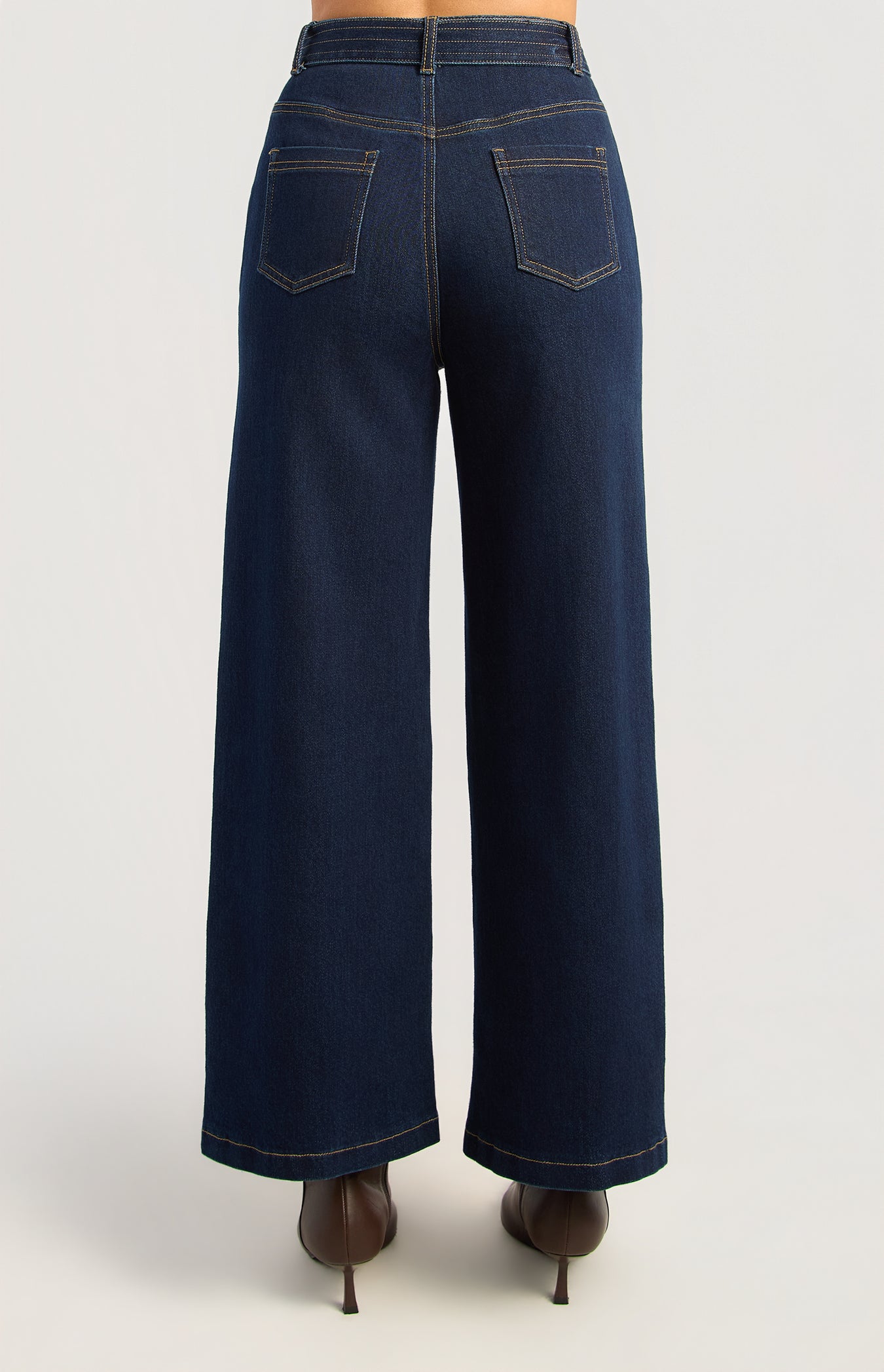 WDM654 Dark Blue denim jeans back view