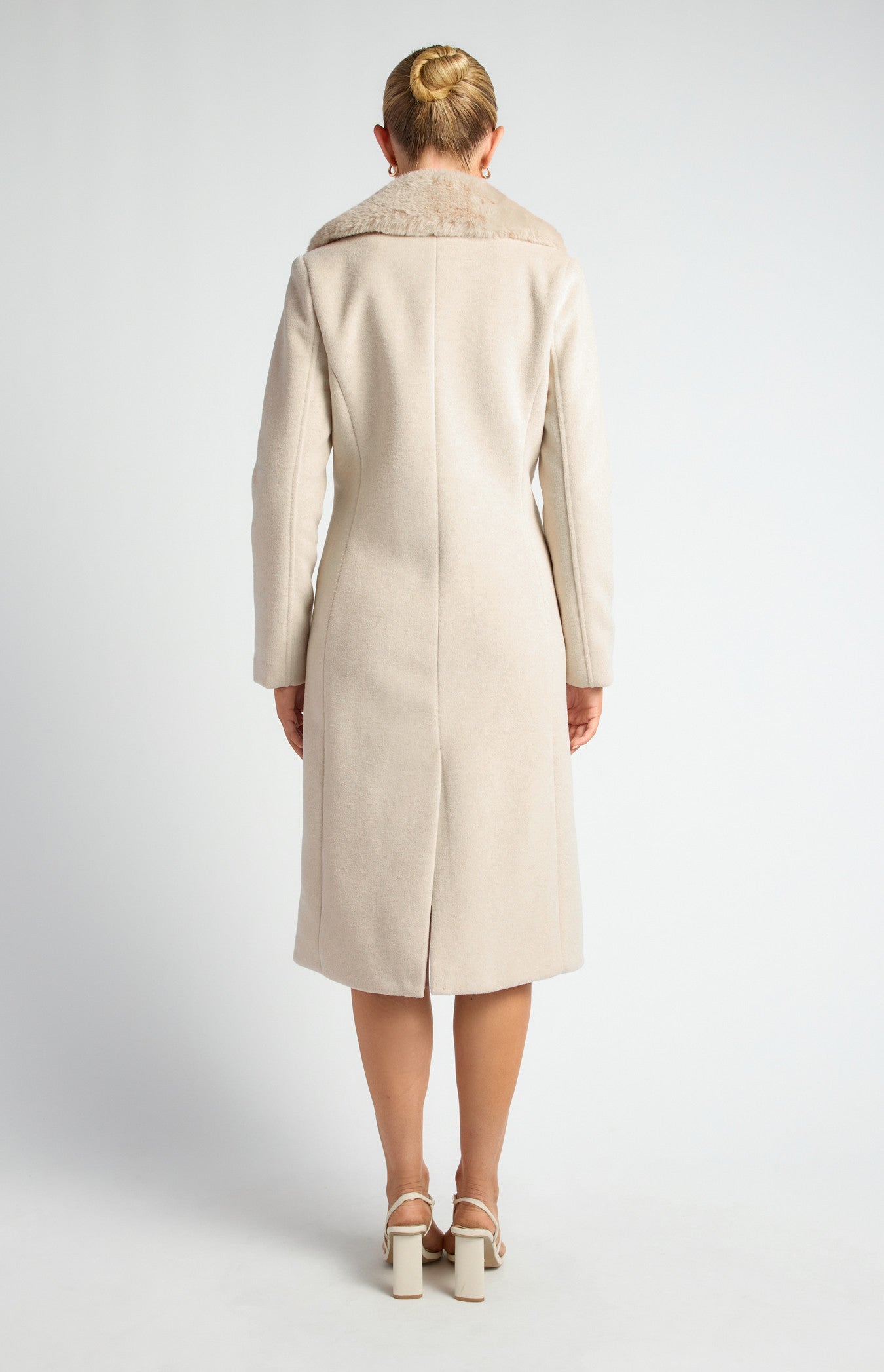 SOGNA COL Detachable Fur Collar Faux Wool Coat SJT405A