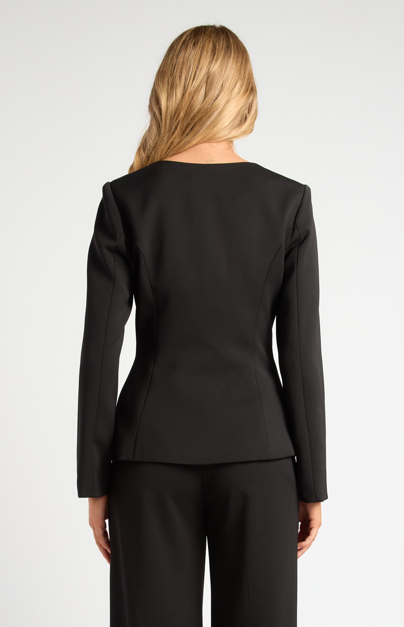 SOGNA COL Gold Feature Button Blazer with Centre Front Split SJT412A