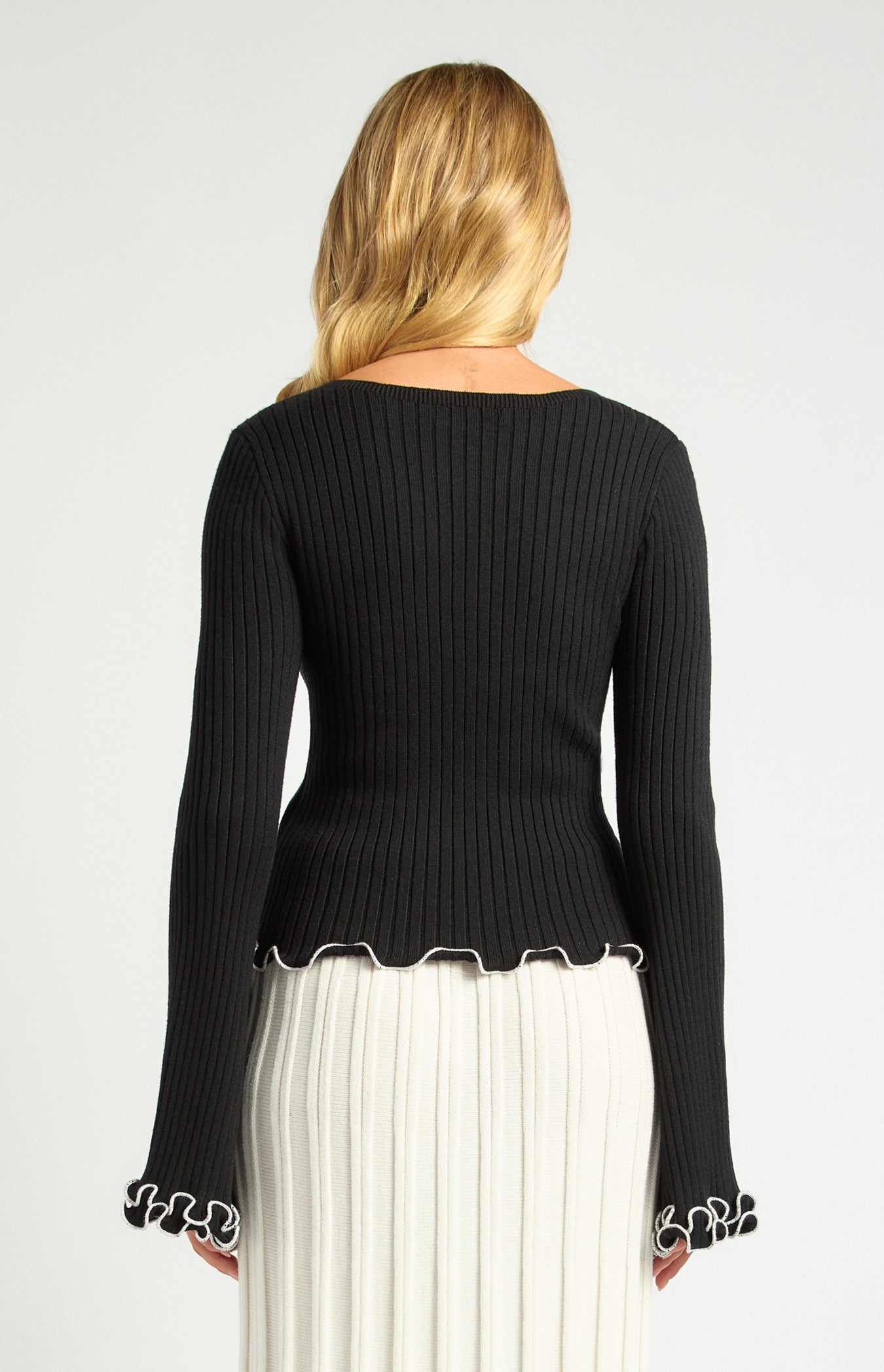 SOGNA COL Contrast Twirl Feature Knit Top SKN939